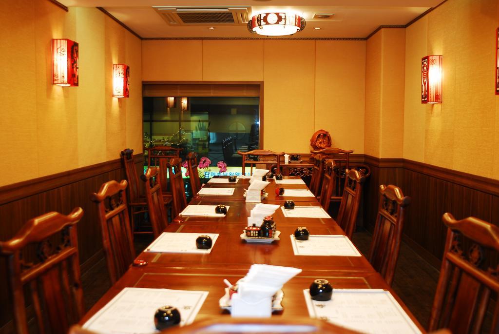 Tae Pyeong Yang Hotel Ansan Bagian luar foto